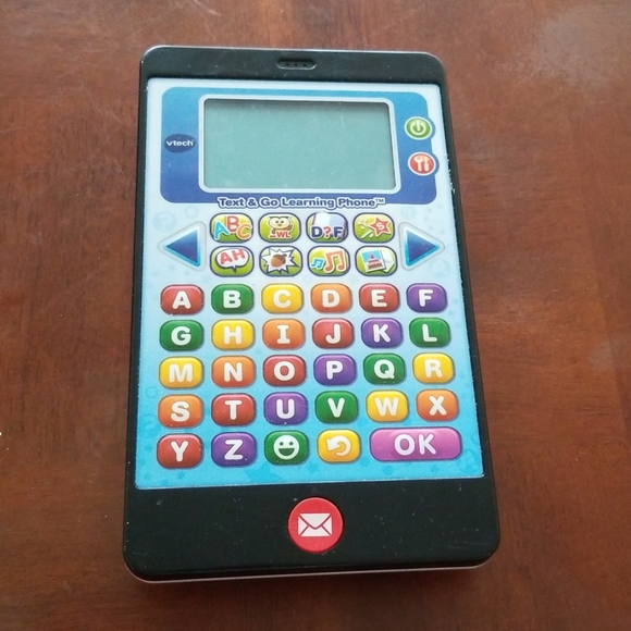 Vtech/ Text & Go Learning Phone - Picture 1 of 2